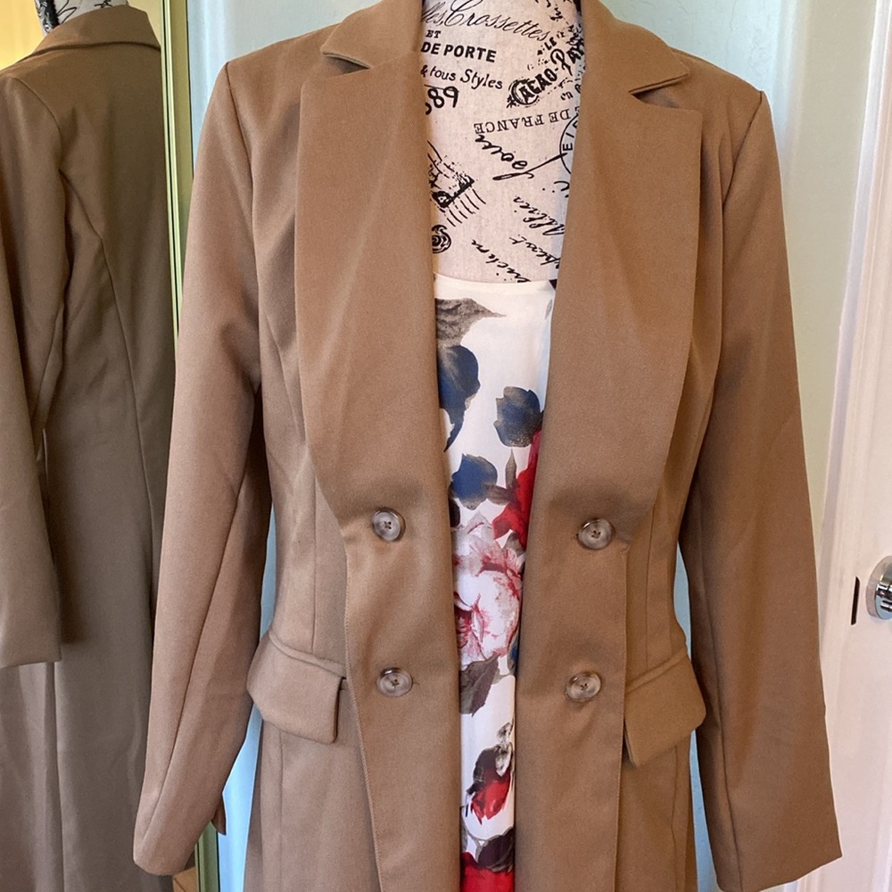 Women’s Twill Trench Coat EUC - Picture 9 of 9